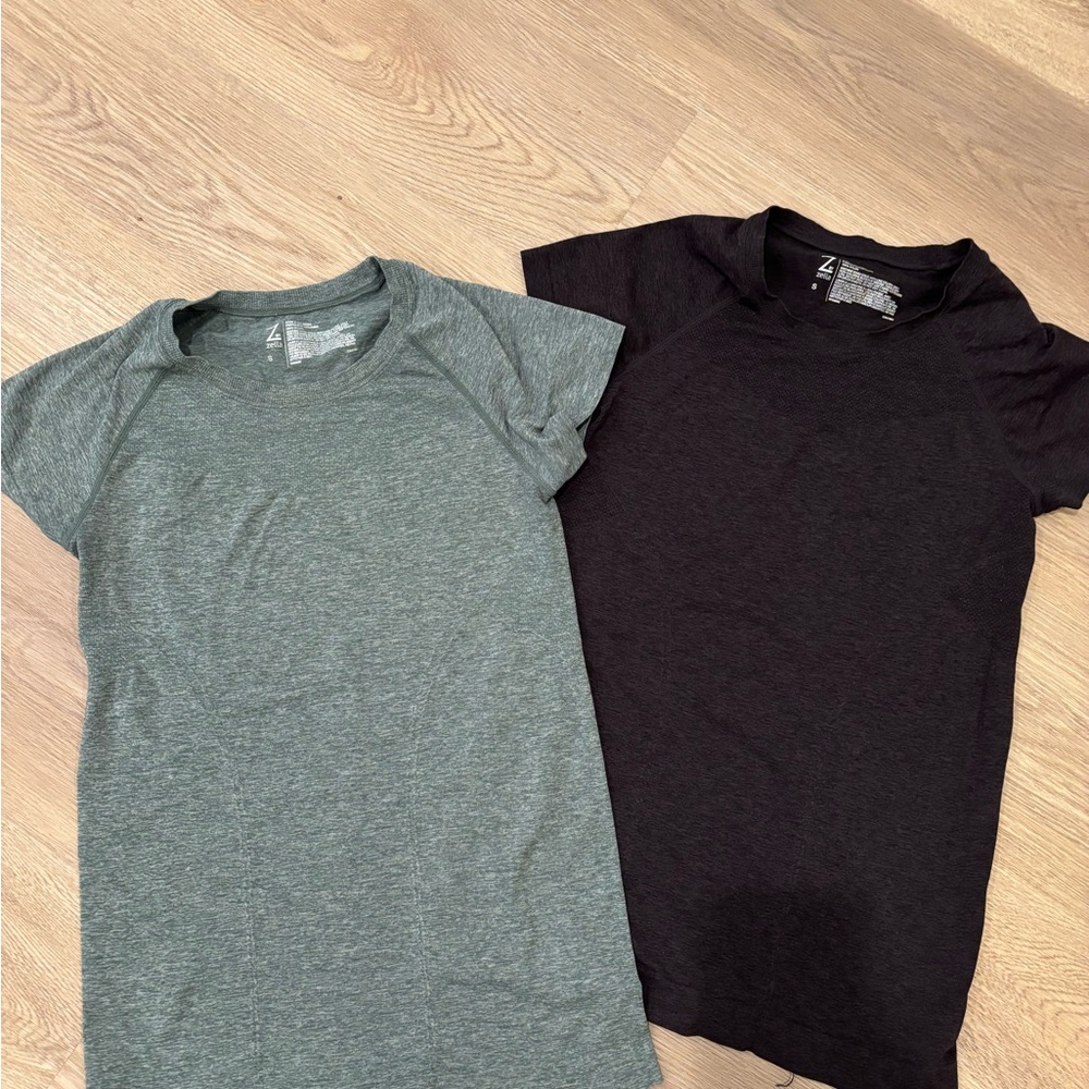Zella women’s Short Sleeve athletic Tees - Black and Green